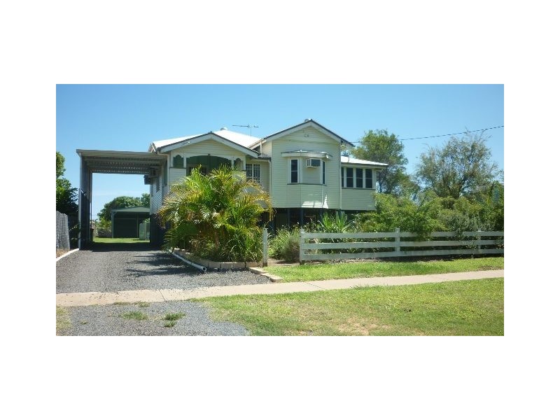 50 Main, Bluff QLD 4702