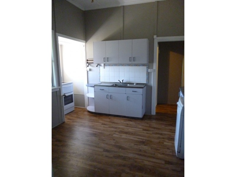 50 Main, Bluff QLD 4702