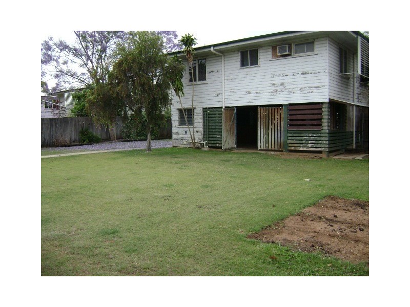 5 Fay, Blackwater QLD 4717