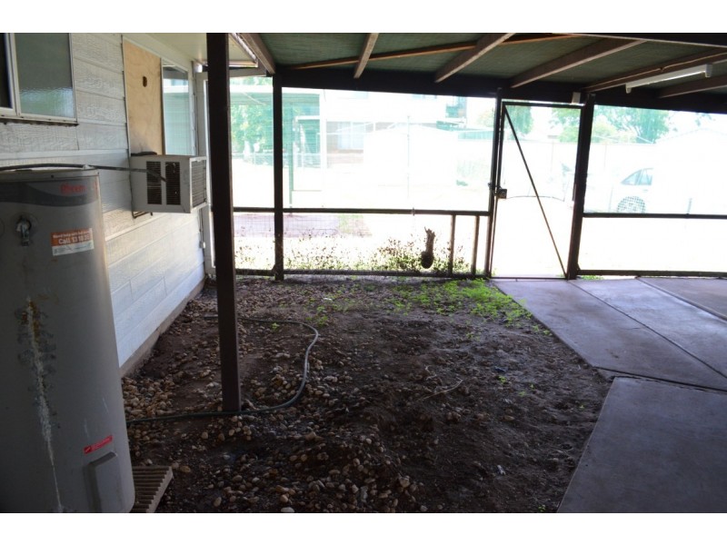 19 Cedar Street, Blackwater QLD 4717