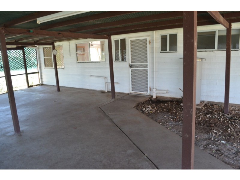 19 Cedar Street, Blackwater QLD 4717