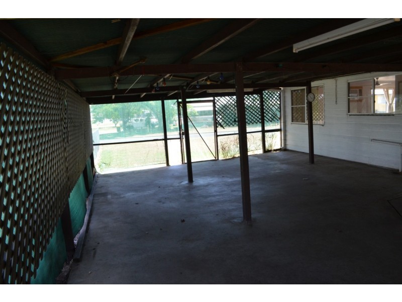 19 Cedar Street, Blackwater QLD 4717