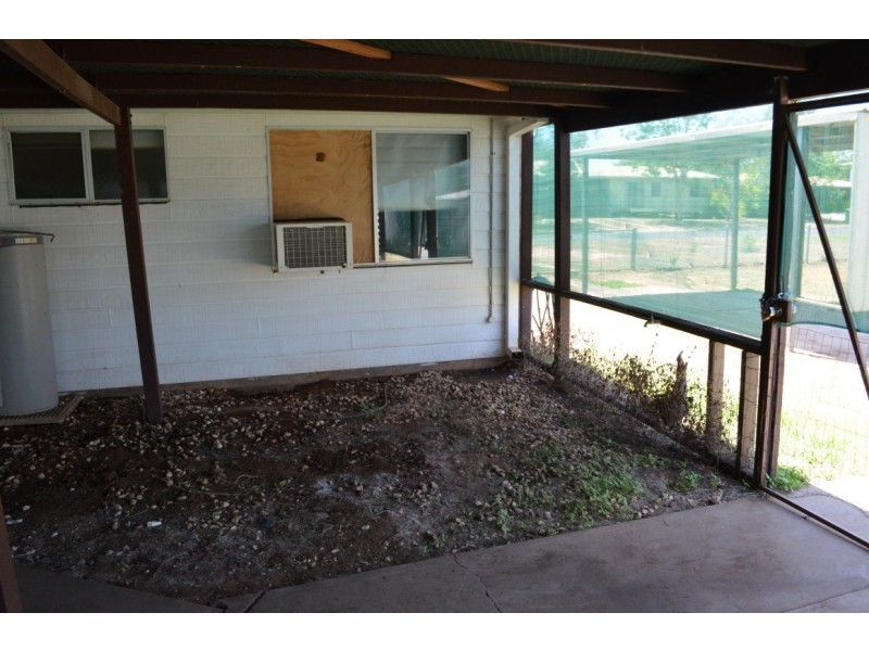 19 Cedar Street, Blackwater QLD 4717