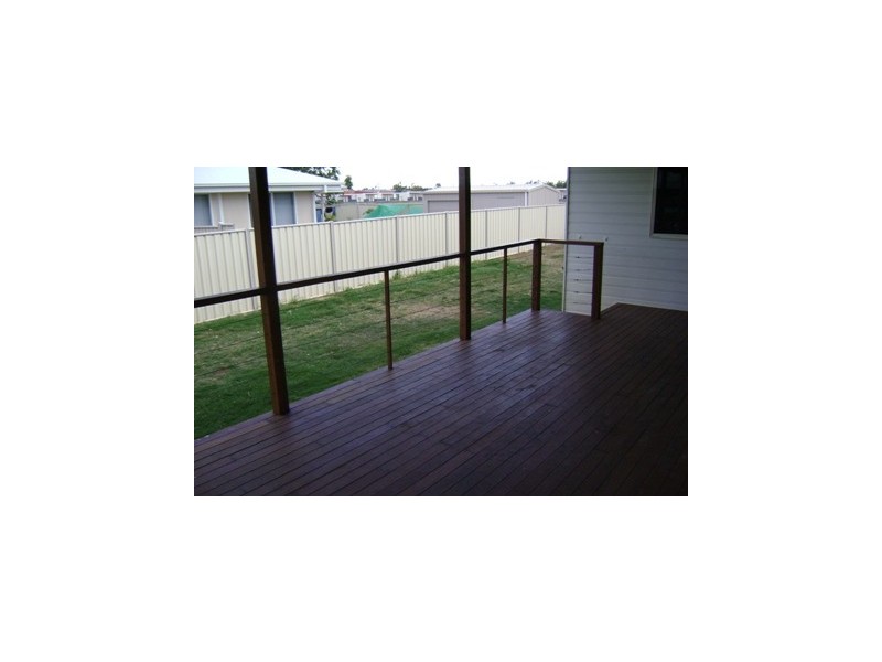 33 Bremner Street, Blackwater QLD 4717