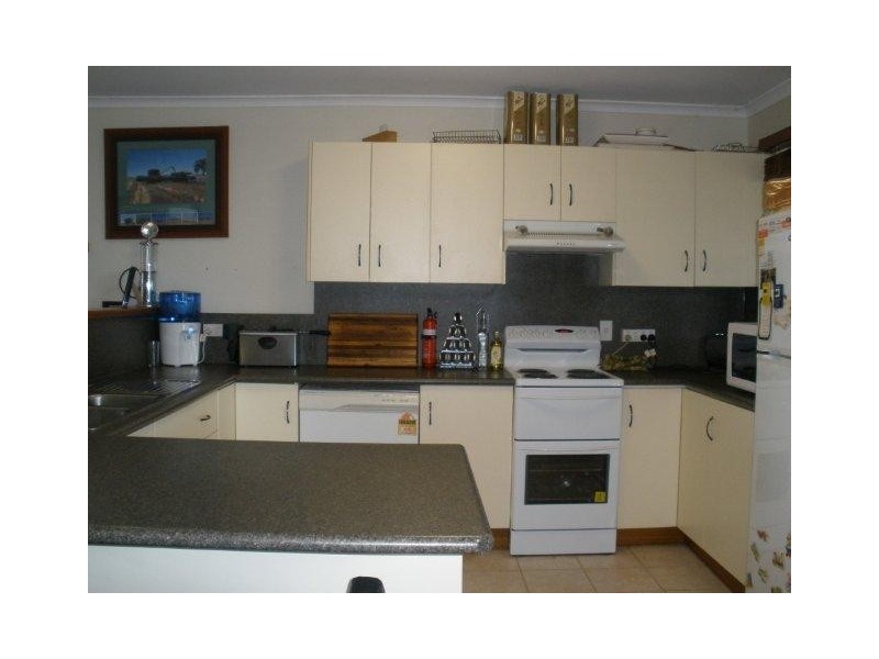 20 Cork Street, Blackwater QLD 4717