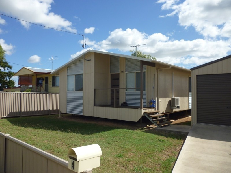 4 Bean Street, Blackwater QLD 4717