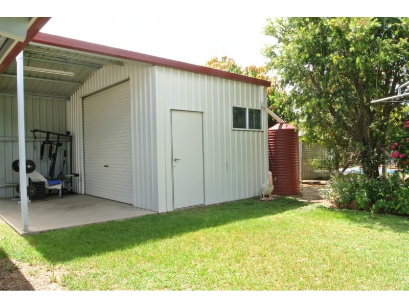 15 Myall Street, Blackwater QLD 4717