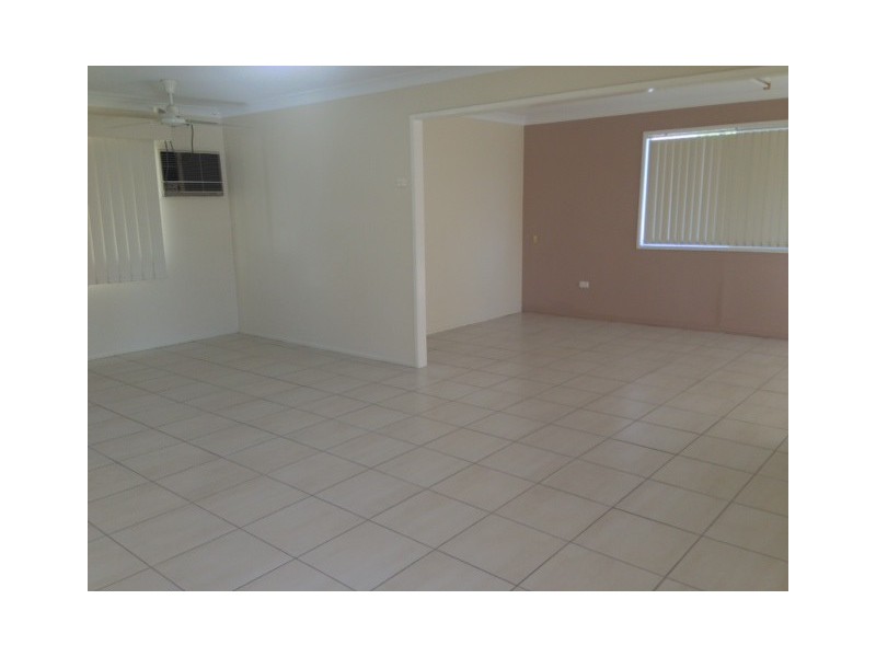 2 Umbrella Street, Blackwater QLD 4717