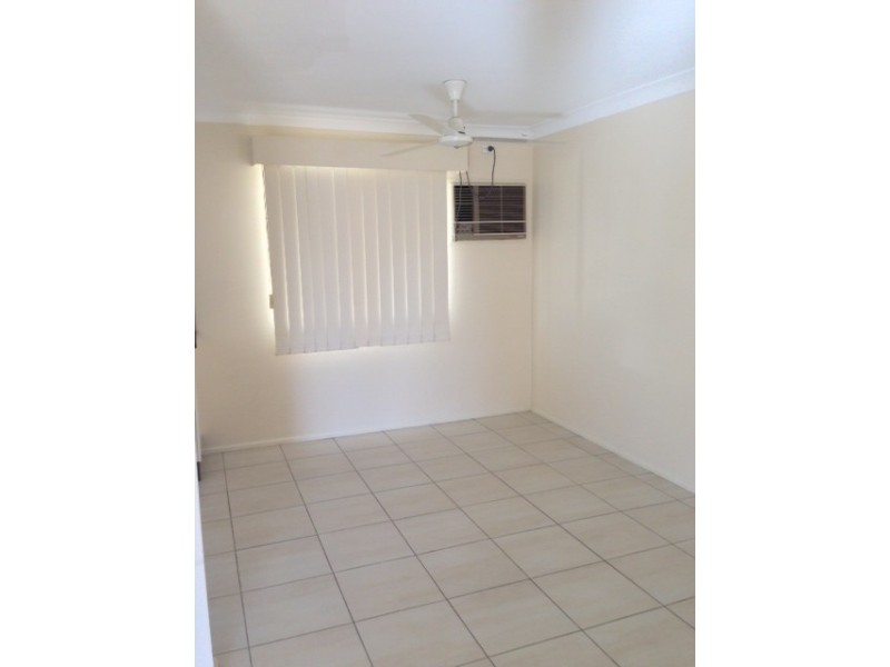2 Umbrella Street, Blackwater QLD 4717