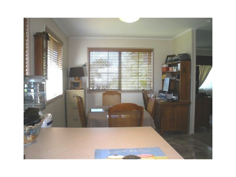 42 Bottletree Avenue, Blackwater QLD 4717