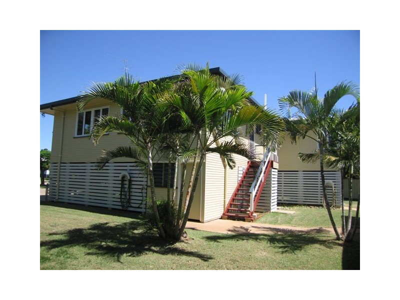 1 Seeman Street, Blackwater QLD 4717