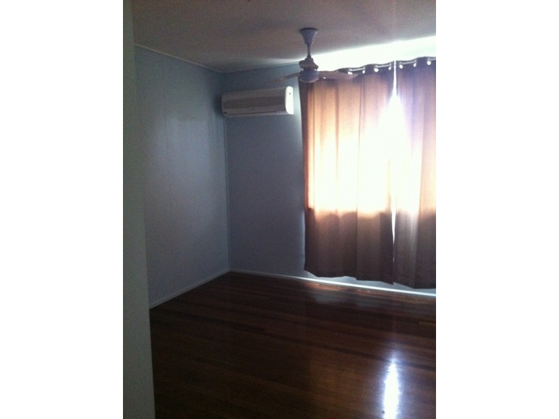 2 Monger Street, Blackwater QLD 4717