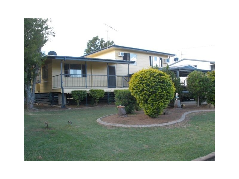 24 Bremner Street, Blackwater QLD 4717