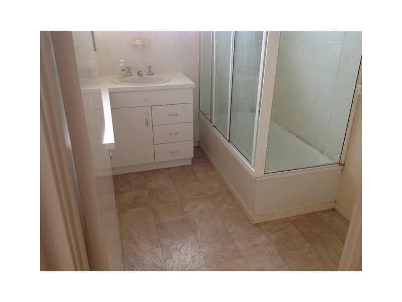 68 Littlefield Street, Blackwater QLD 4717