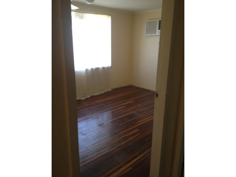 8 Fig Street, Blackwater QLD 4717