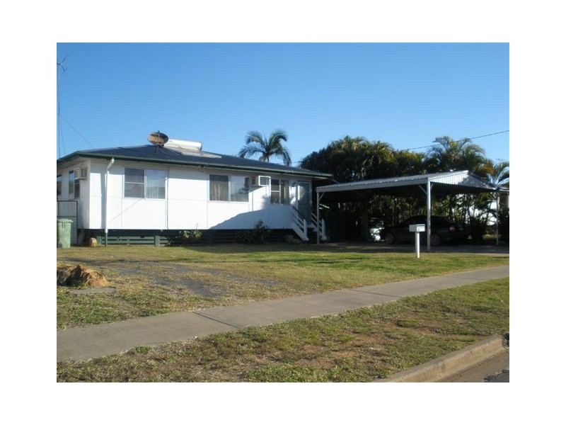 31 Wattle Street, Blackwater QLD 4717