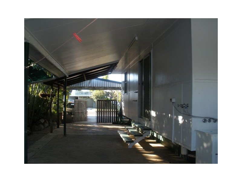 31 Wattle Street, Blackwater QLD 4717