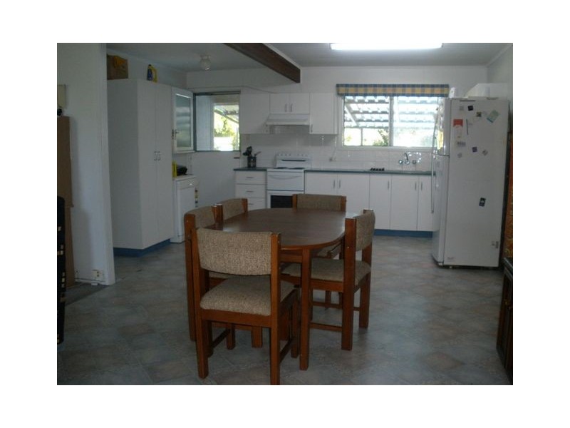 31 Wattle Street, Blackwater QLD 4717