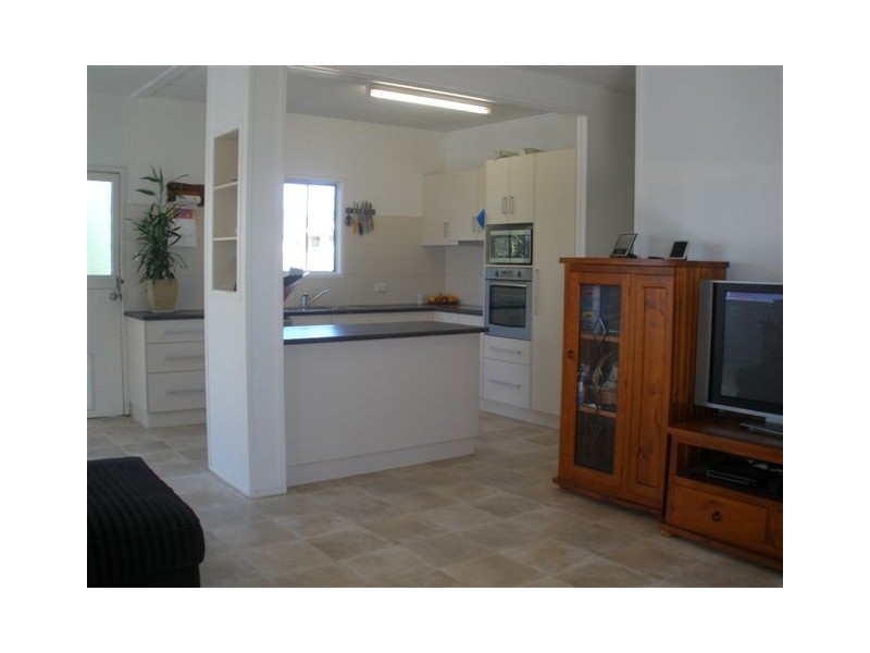 37 Taurus Street, Blackwater QLD 4717