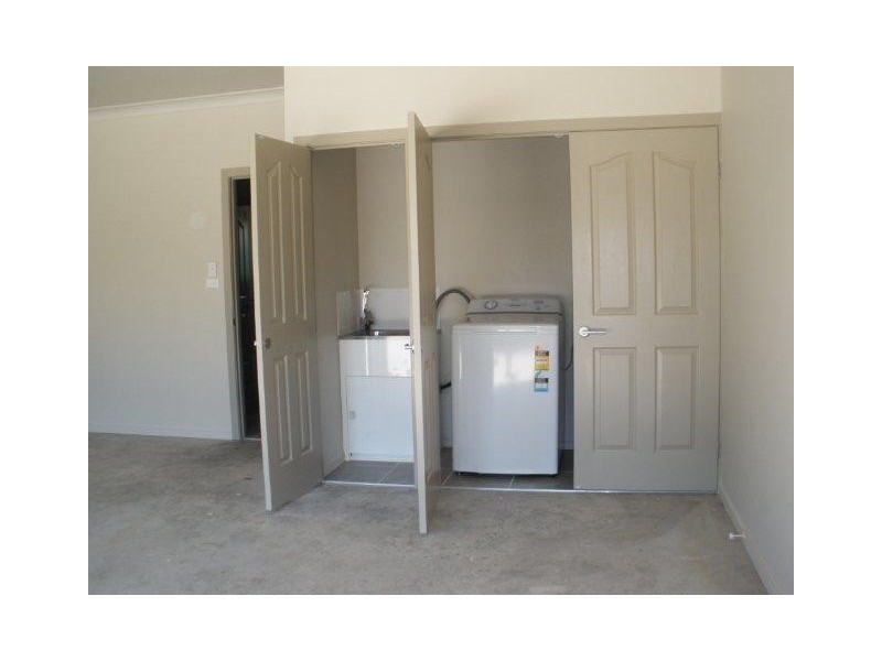 73 A ARTHUR, Blackwater QLD 4717