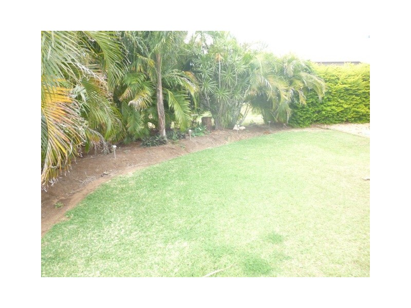 18 MYALL, Blackwater QLD 4717