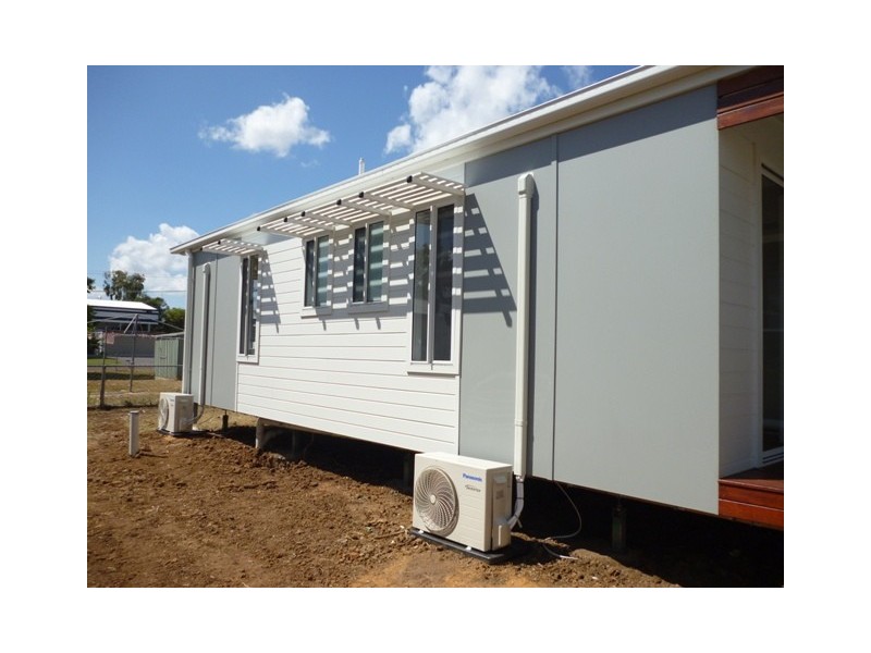 2/21 GIDYEA STREET, Blackwater QLD 4717