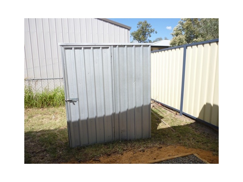 2/21 GIDYEA STREET, Blackwater QLD 4717