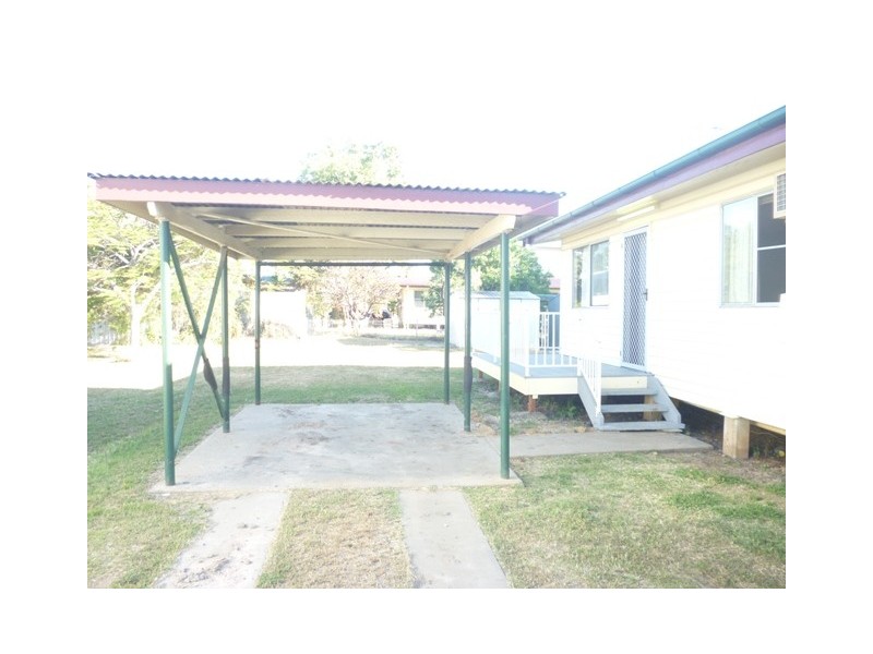 2/49  WEY STREET, Blackwater QLD 4717