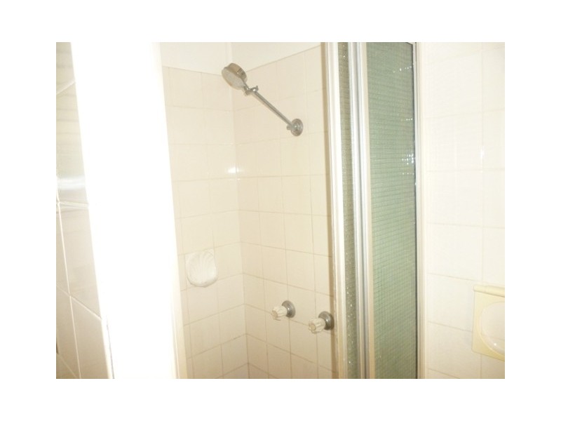 2/49  WEY STREET, Blackwater QLD 4717