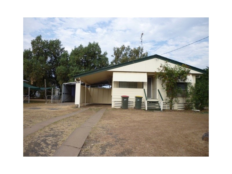 55 Littlefield Street, Blackwater QLD 4717