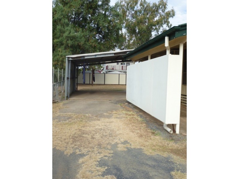 55 Littlefield Street, Blackwater QLD 4717