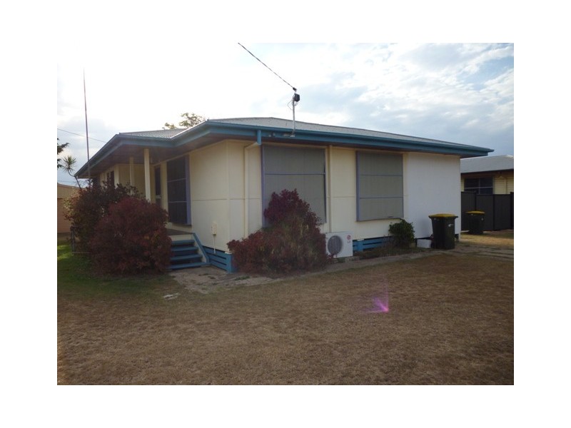 18  Bauhinia, Blackwater QLD 4717