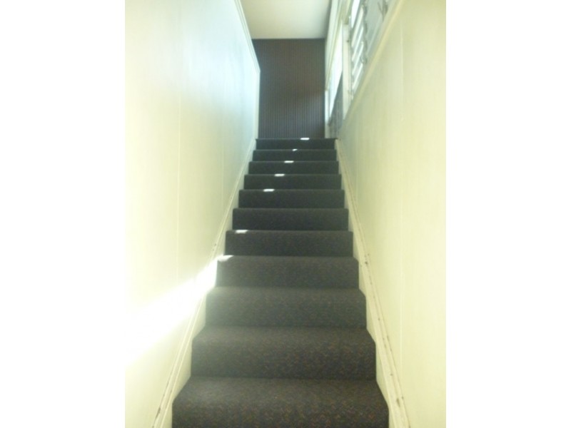 18 Mackenzie Street, Blackwater QLD 4717