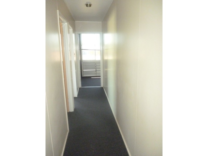 18 Mackenzie Street, Blackwater QLD 4717