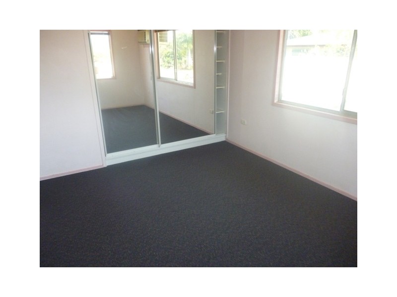 18 Mackenzie Street, Blackwater QLD 4717