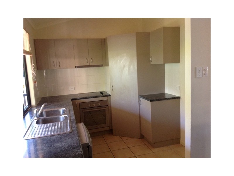 8 Fern Street, Blackwater QLD 4717