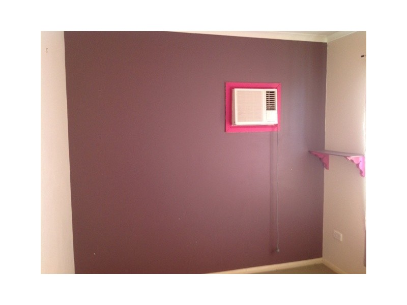 8 Fern Street, Blackwater QLD 4717