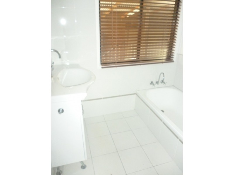3 Birt Street, Blackwater QLD 4717