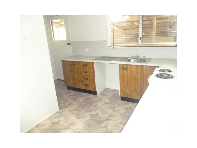 3 Birt Street, Blackwater QLD 4717