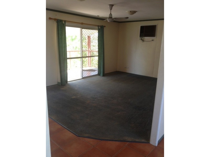 19 Conachan, Blackwater QLD 4717