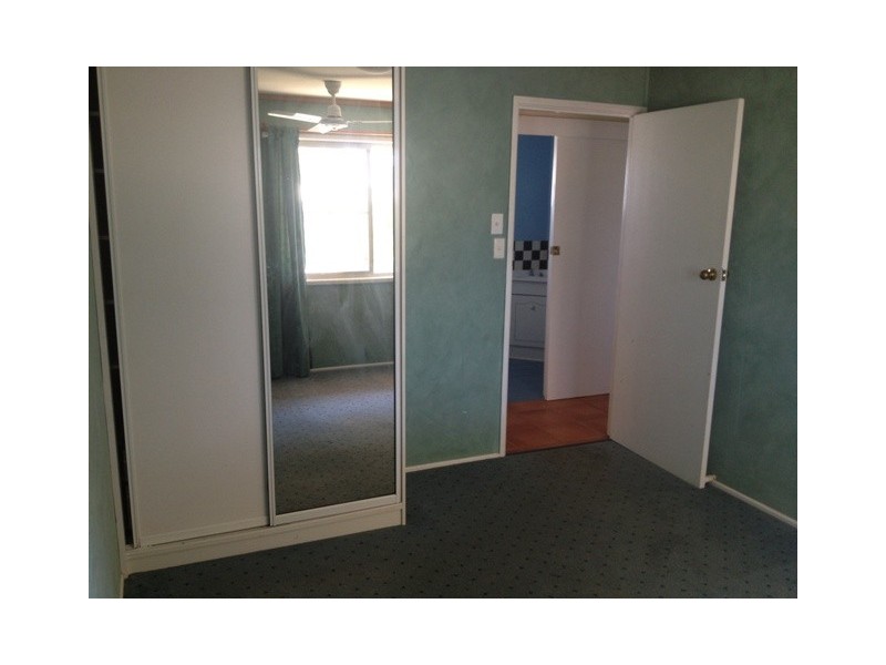 19 Conachan, Blackwater QLD 4717