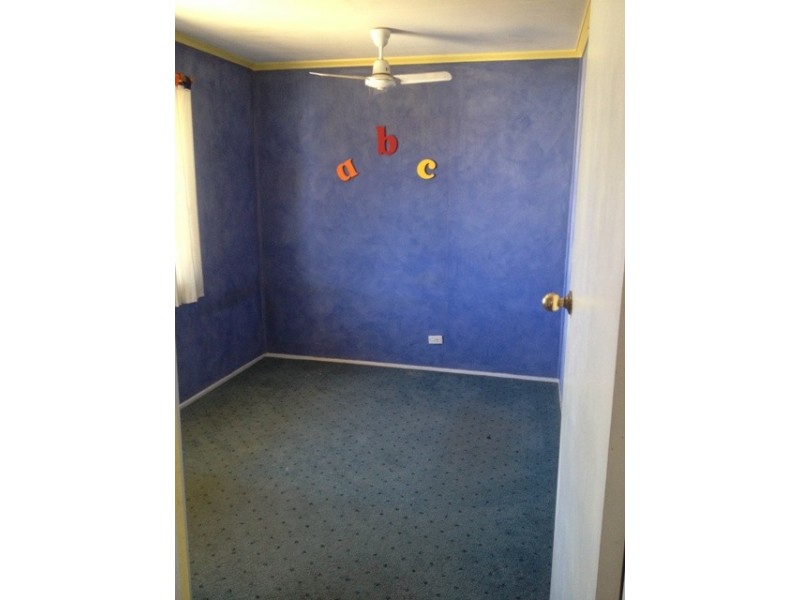 19 Conachan, Blackwater QLD 4717