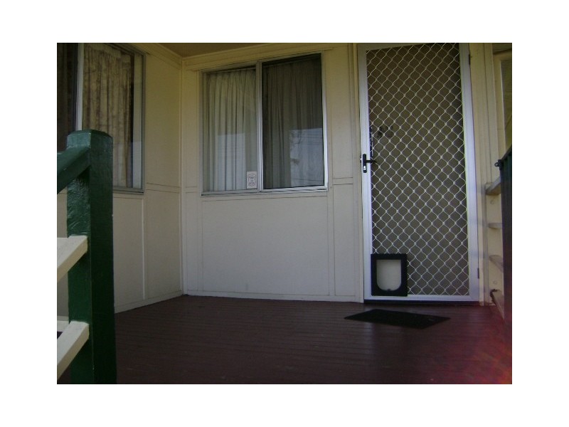 1/21 GIDYEA STREET, Blackwater QLD 4717