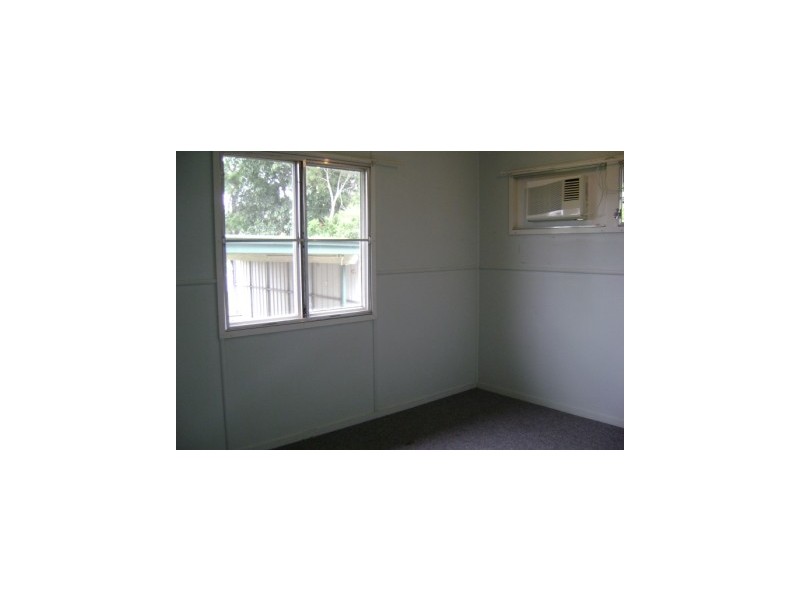 21 Fay Street, Blackwater QLD 4717