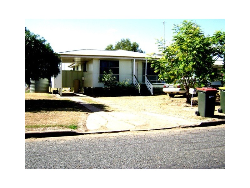 17 Bauhinia Street, Blackwater QLD 4717