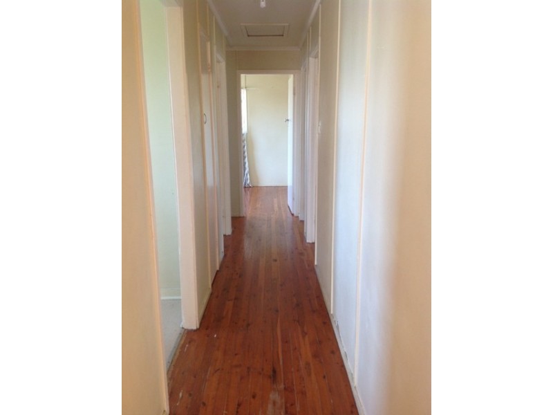 17 Bauhinia Street, Blackwater QLD 4717