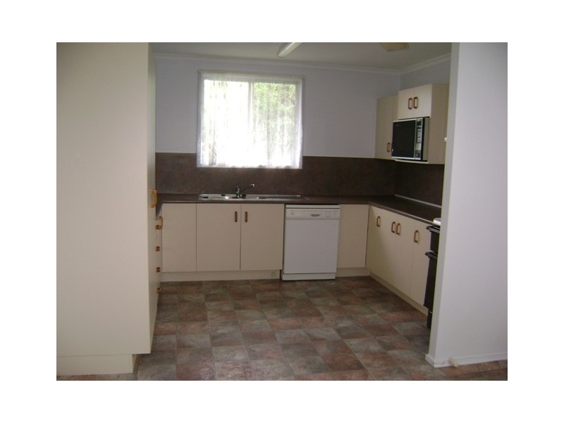 5 Kurrajong Street, Blackwater QLD 4717