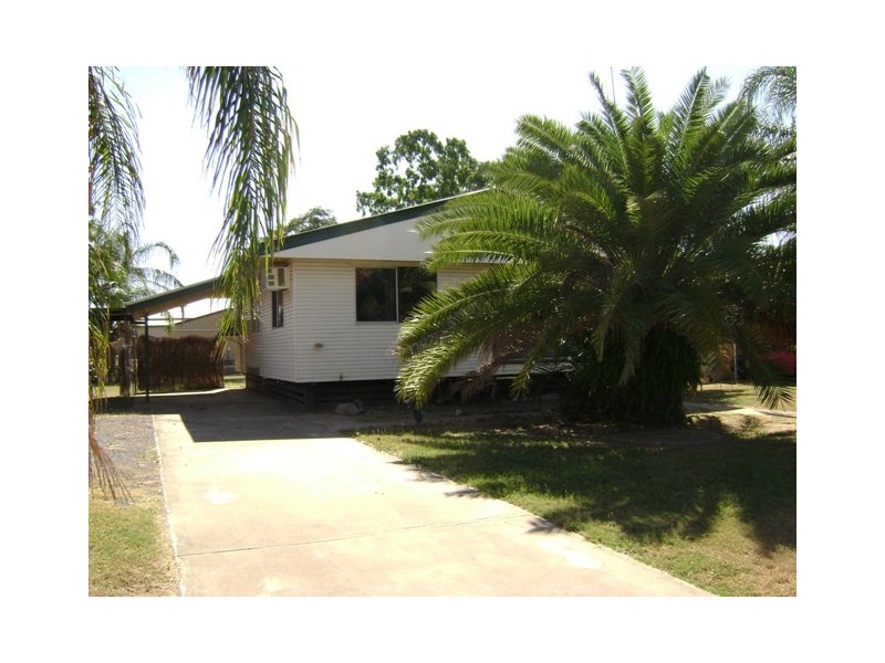 51 Bendee Crescent, Blackwater QLD 4717