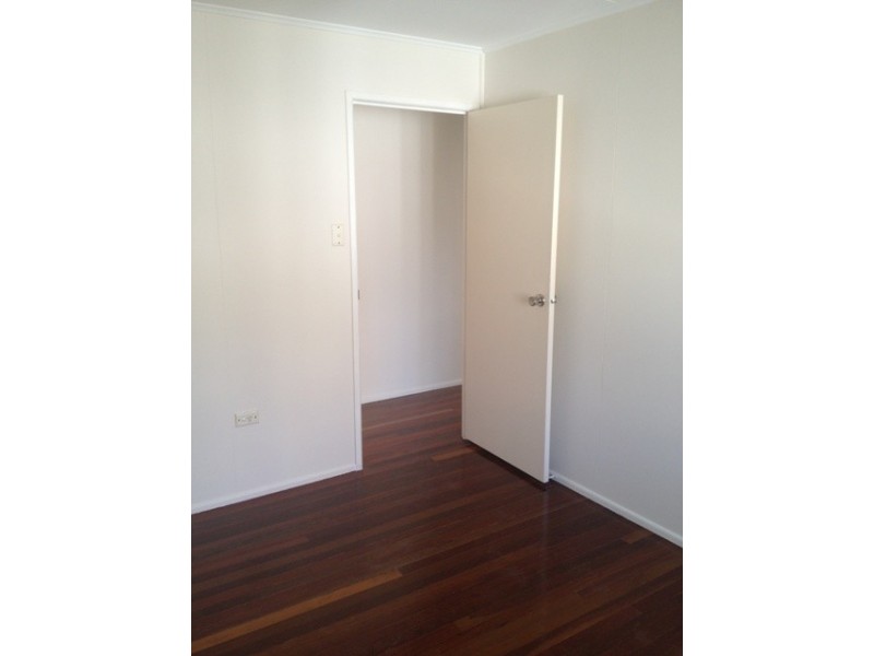 6 Bremner Street, Blackwater QLD 4717