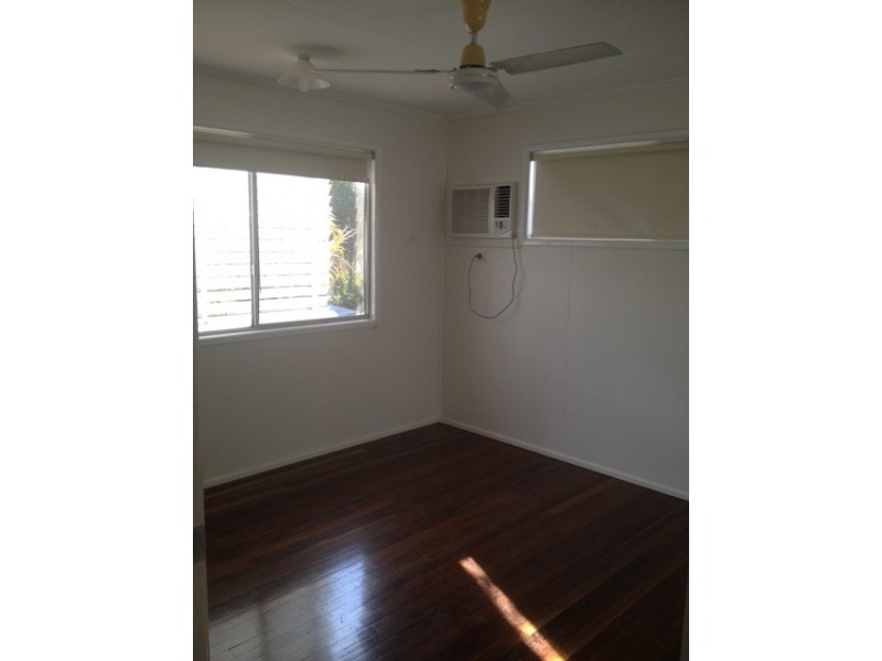 6 Bremner Street, Blackwater QLD 4717